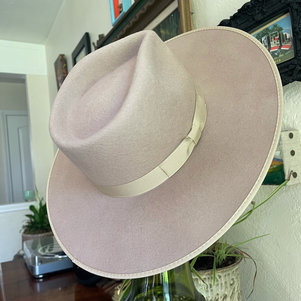 Lack of Color Zulu Rancher sand